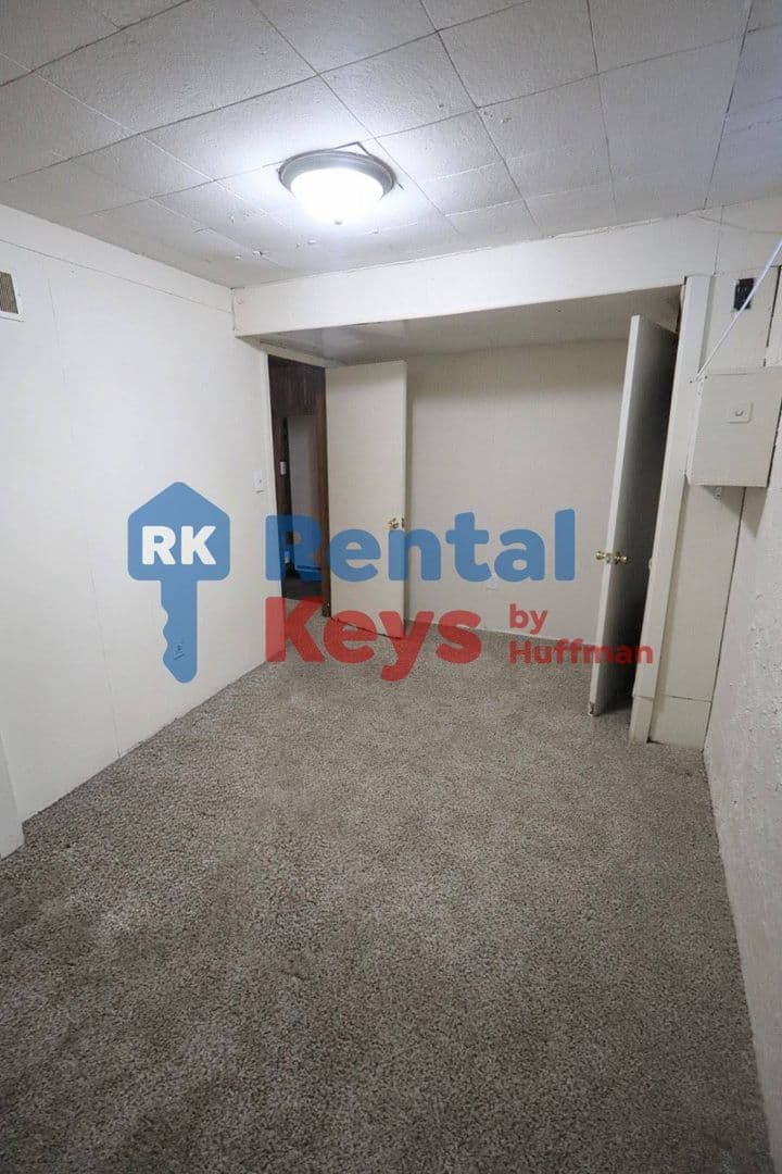 Boonville Apartment: 916 Parkview Drive