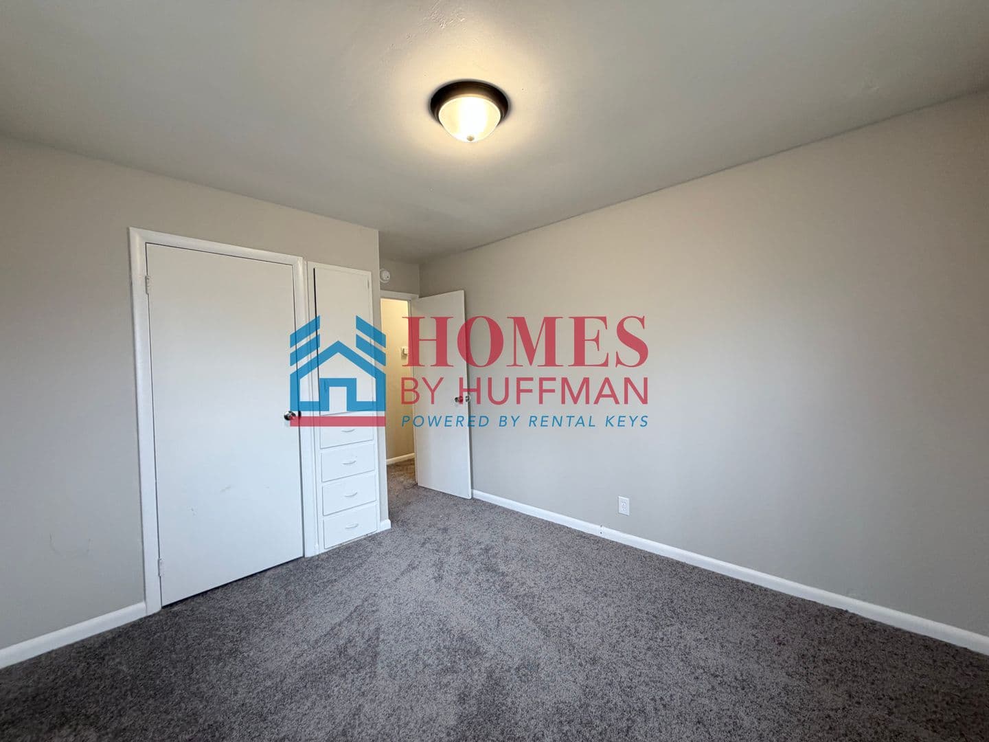 Evansville House: 513 East Mulberry Street