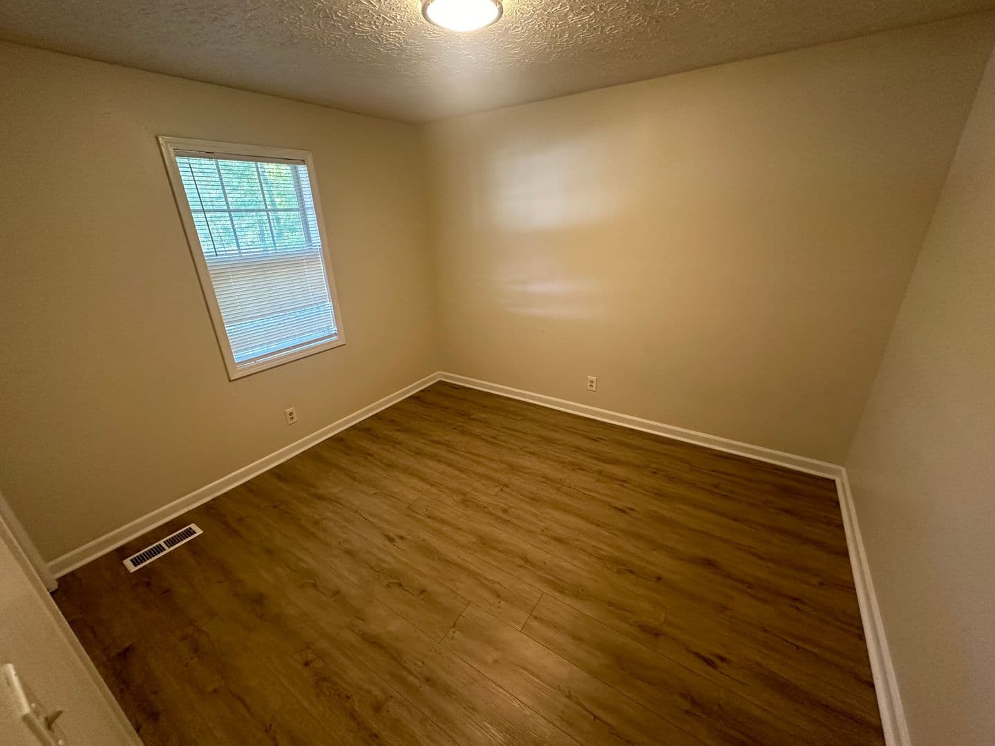 Winder Apartment: Williams Court