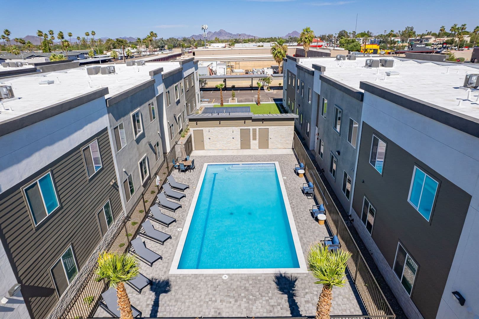 Glendale Apartment: 4439 W Palmaire Ave