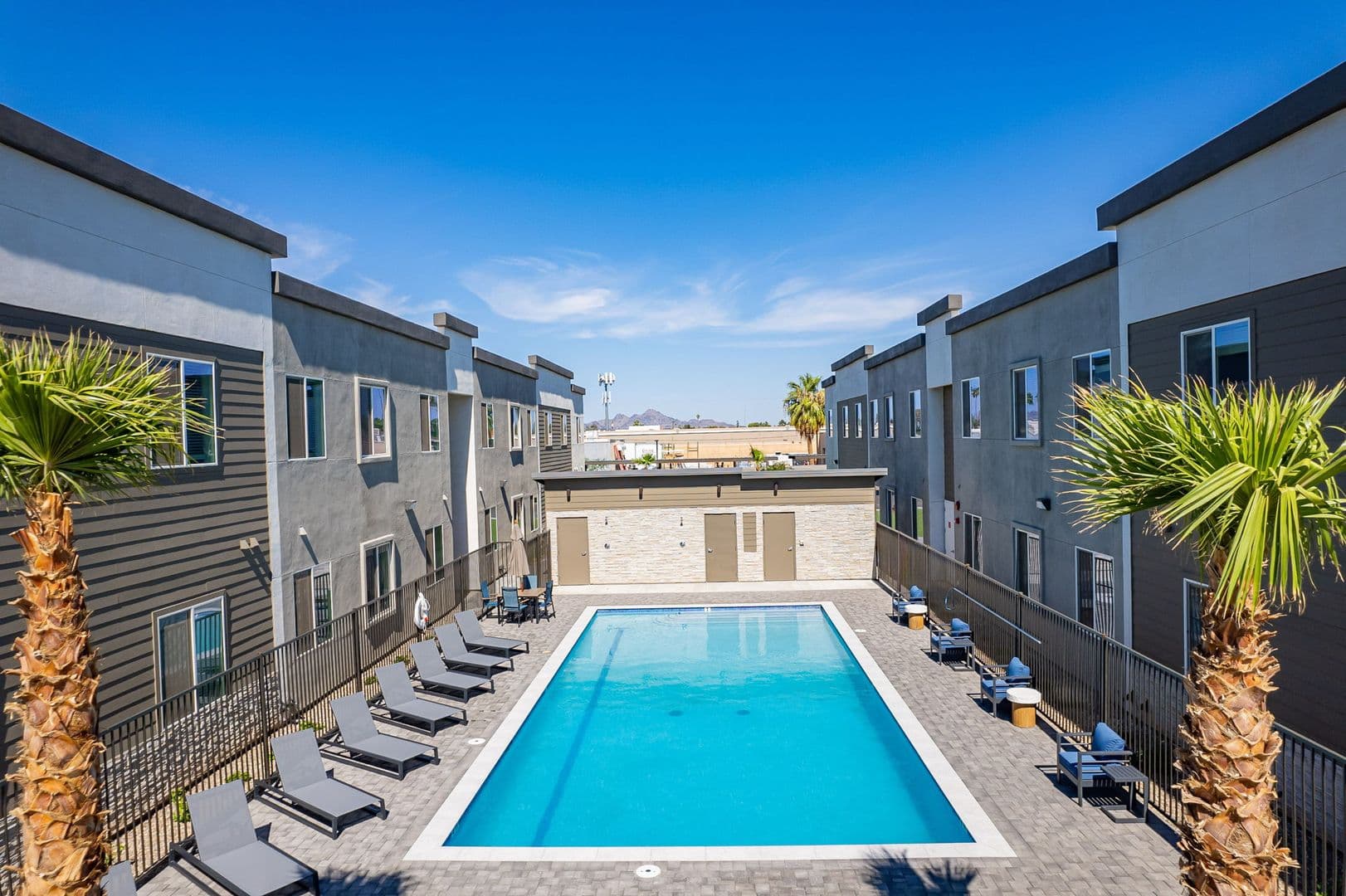 Glendale Apartment: 4439 W Palmaire Ave