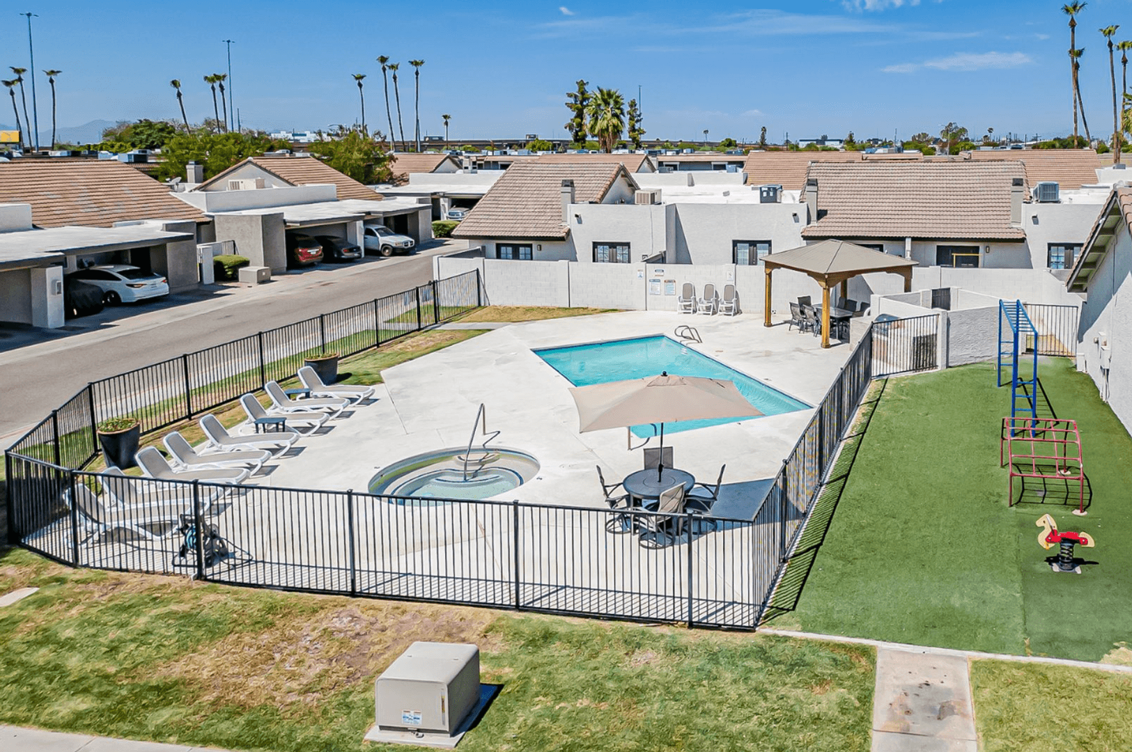Phoenix Townhome: 3034 N 24th Lane