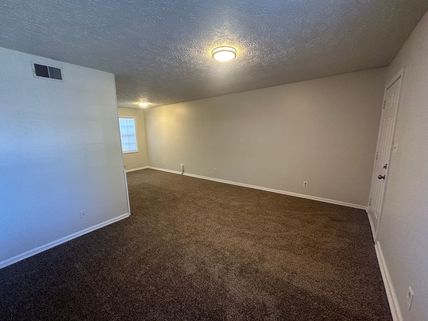 Winder Apartment: Williams Court