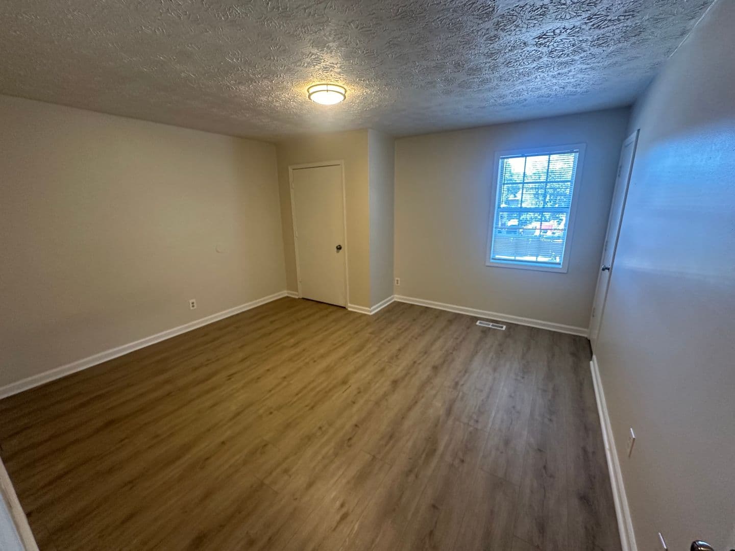 Winder Apartment: Williams Court