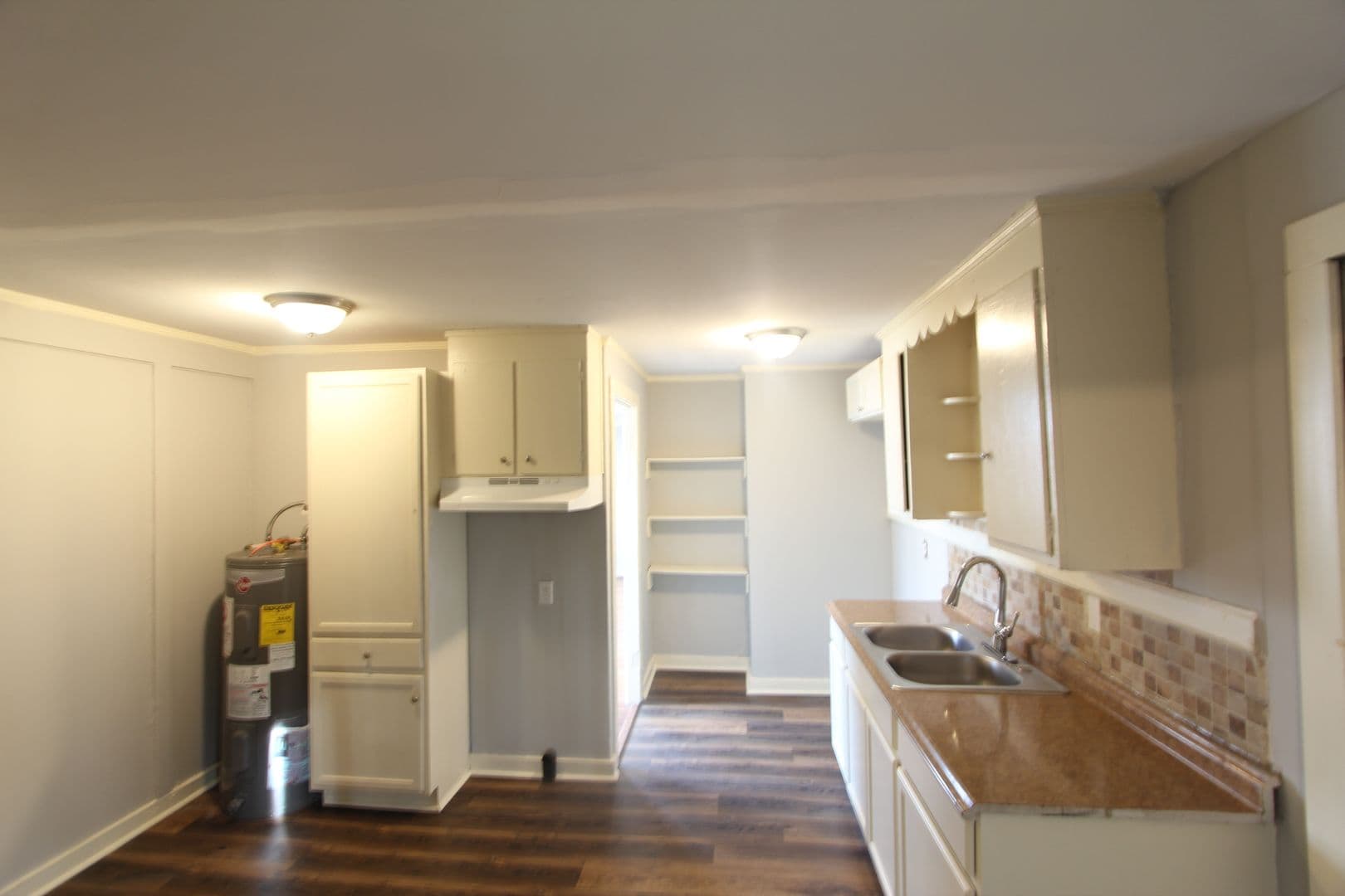 Birmingham House: 1705 2nd Court West