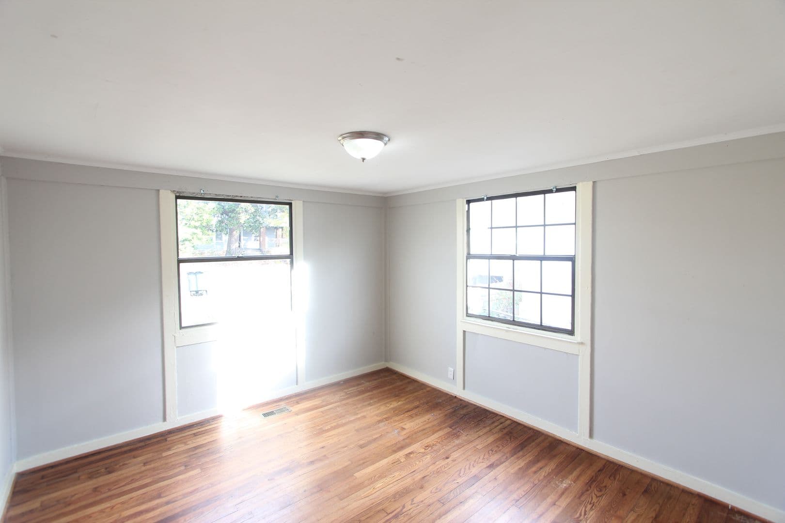 Birmingham House: 1705 2nd Court West