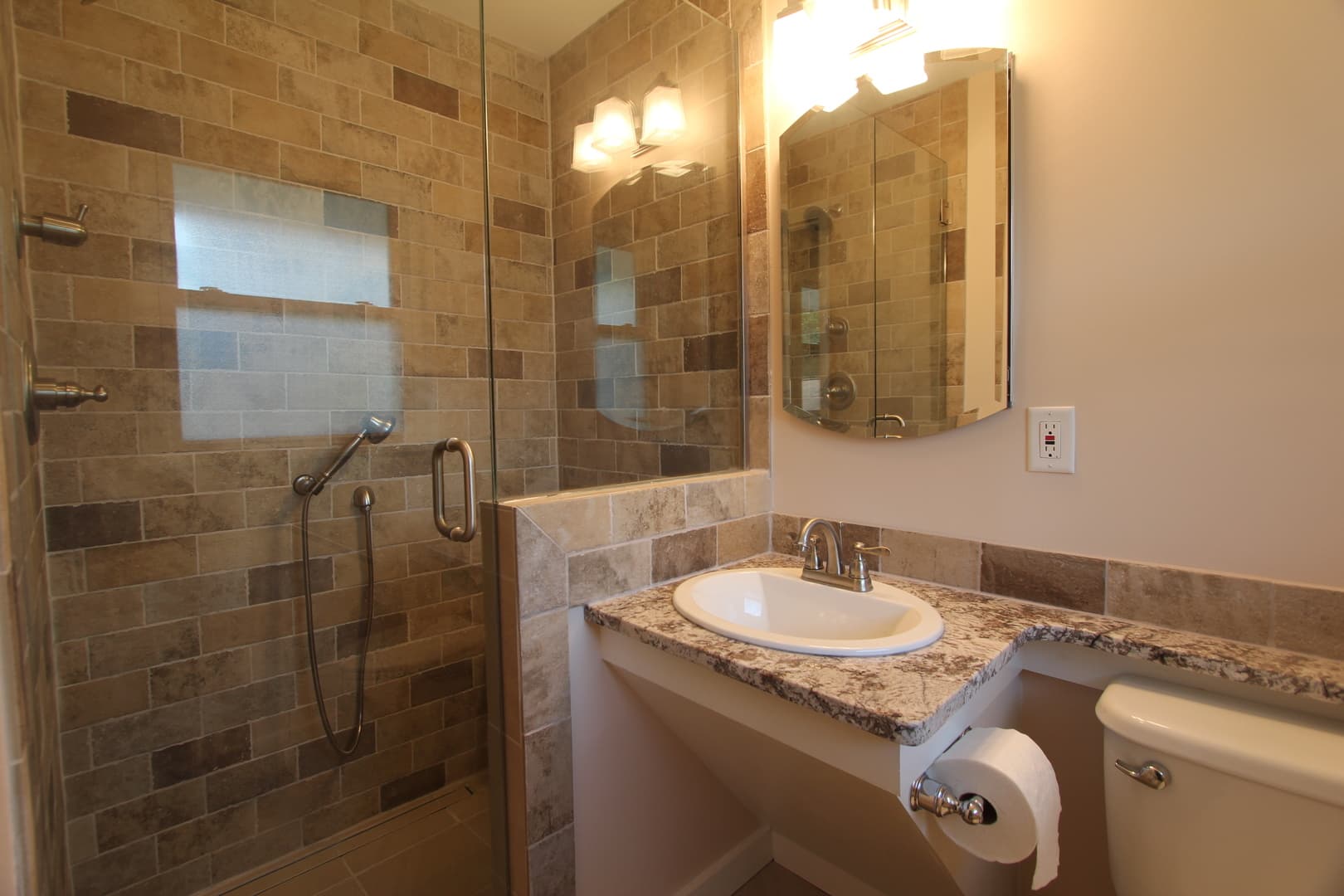 Vestavia House: 3025 La Haven Circle