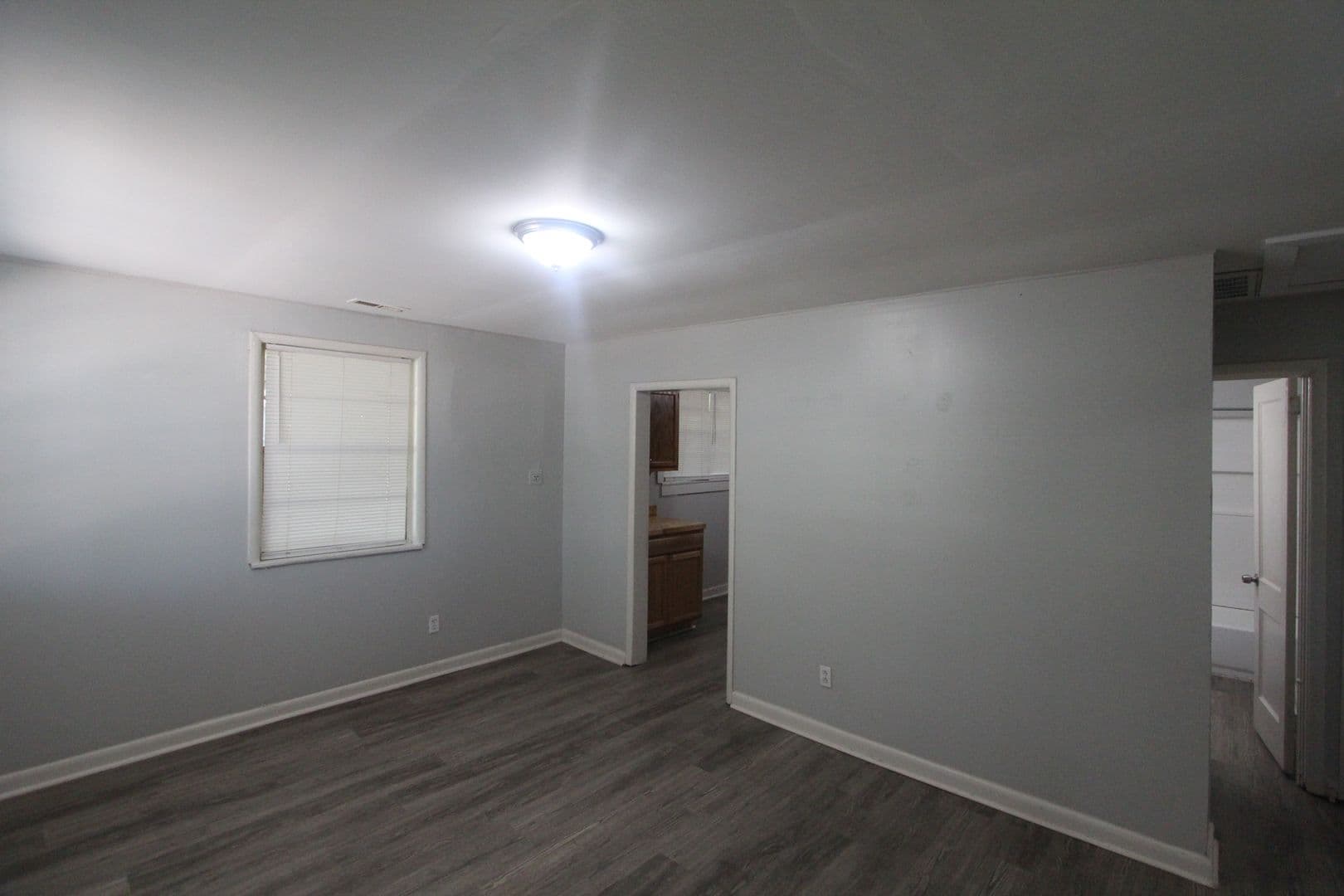 Birmingham House: 1433 Rayfield Drive