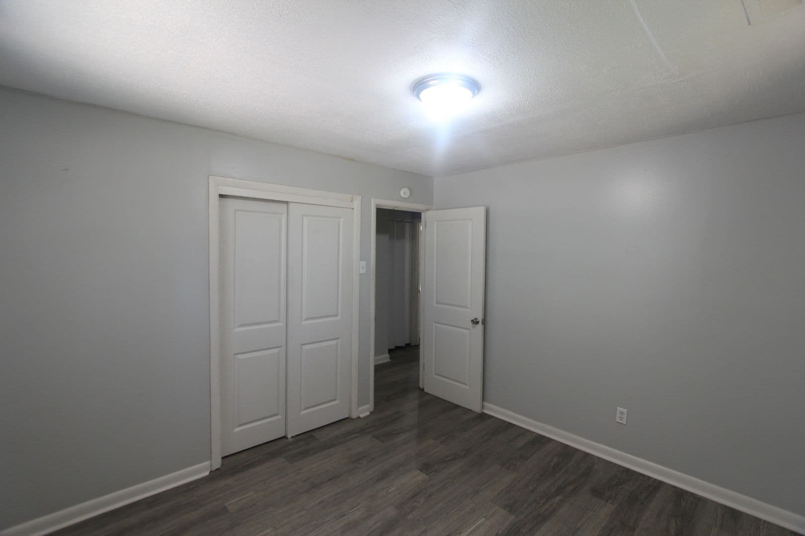 Birmingham House: 1433 Rayfield Drive
