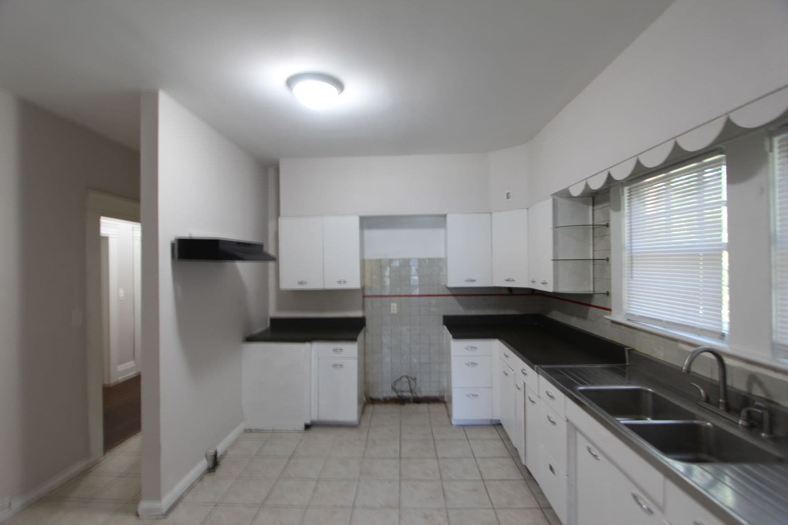 Birmingham House: 1400 43rd Street Ensley
