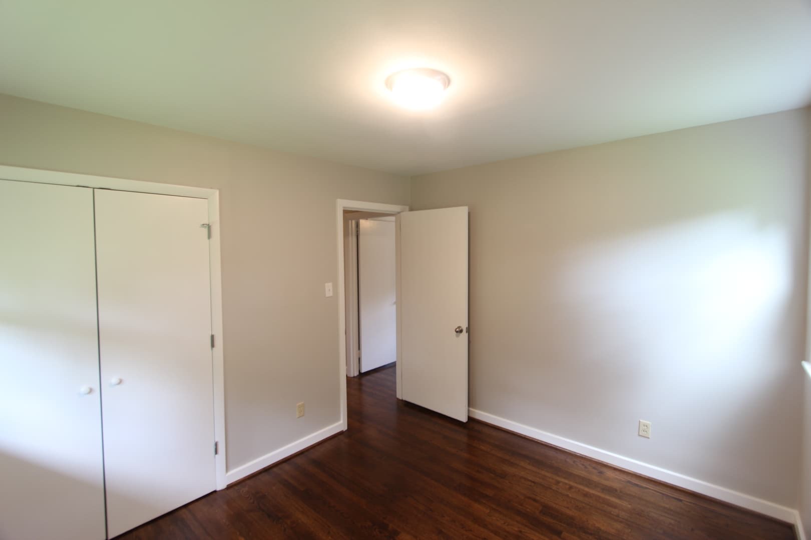 Vestavia House: 3025 La Haven Circle