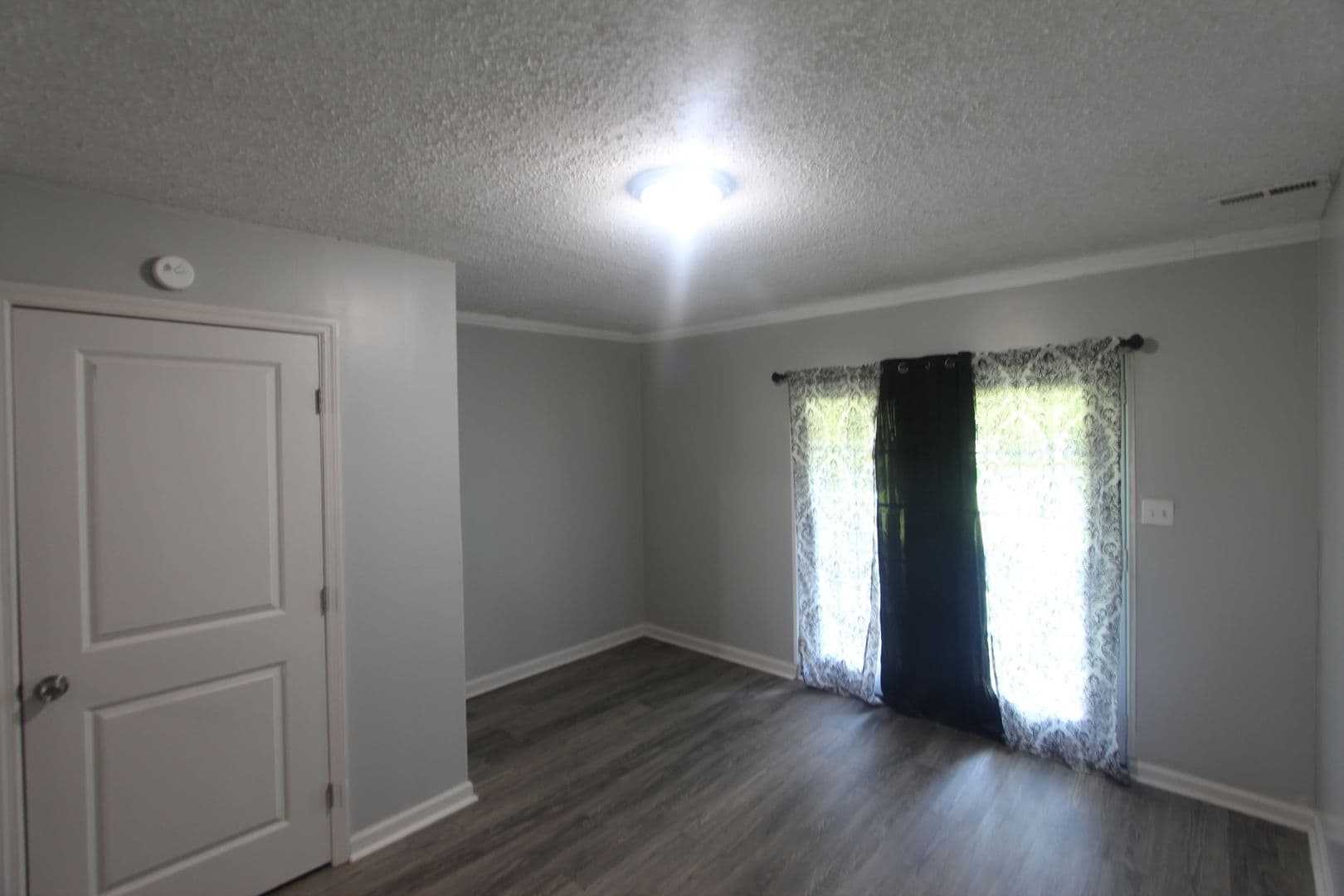 Birmingham House: 1433 Rayfield Drive