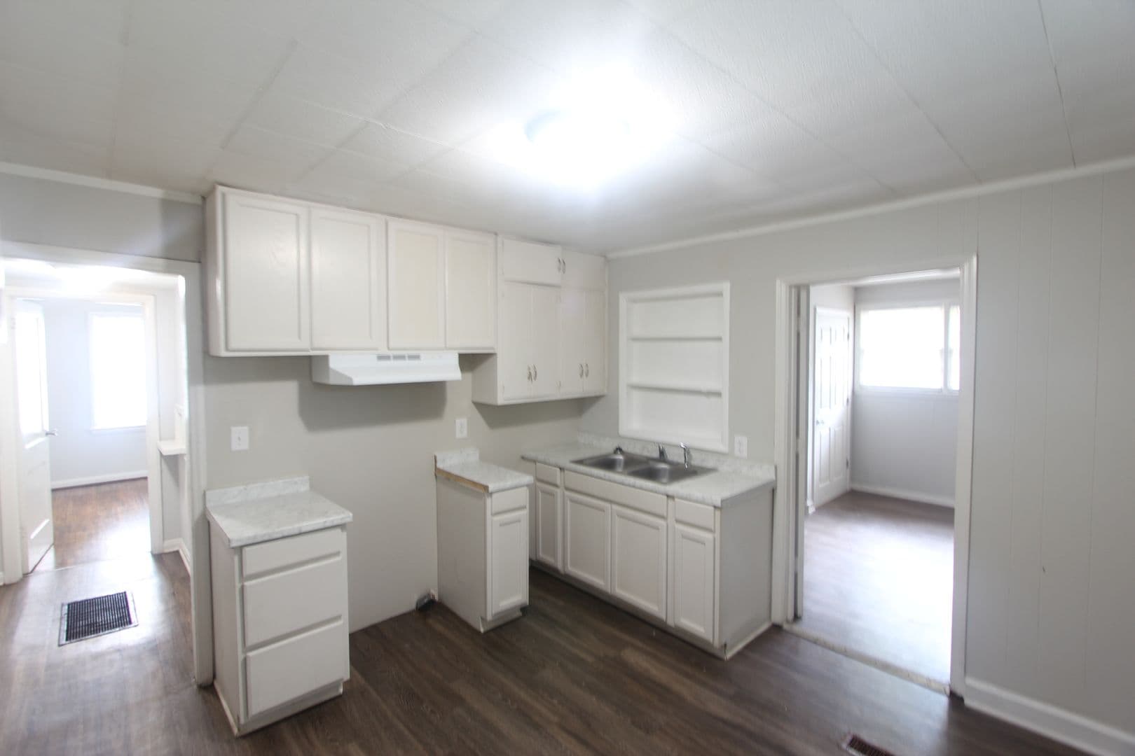 Birmingham House: 224 69th Place N
