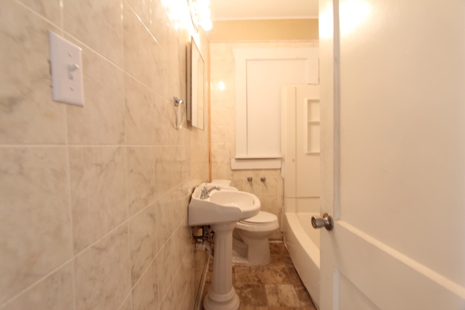 Birmingham House: 126 69th Place N