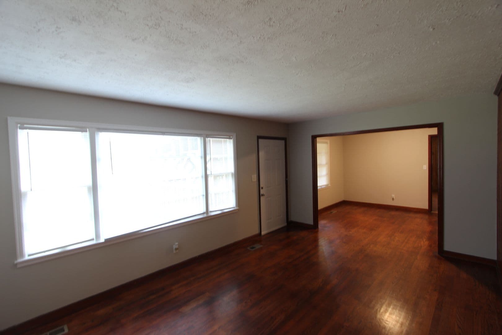 Birmingham House: 200 Carol Drive