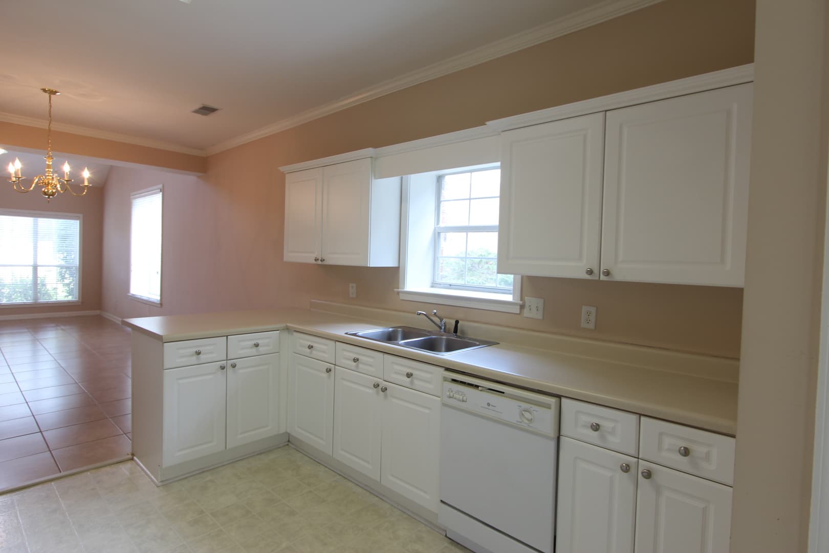 Birmingham House: 1561 Savannah Park