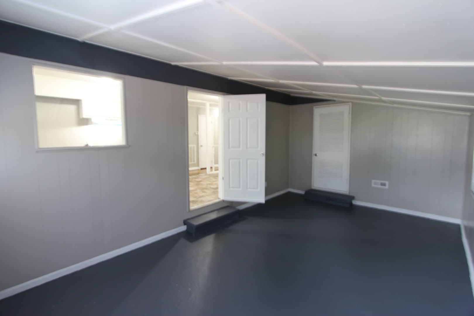 Birmingham House: 4231 40th Avenue N