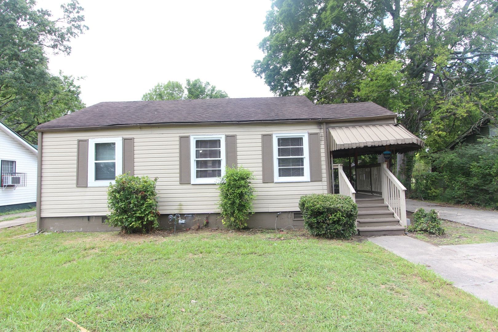 Birmingham House: 224 69th Place N