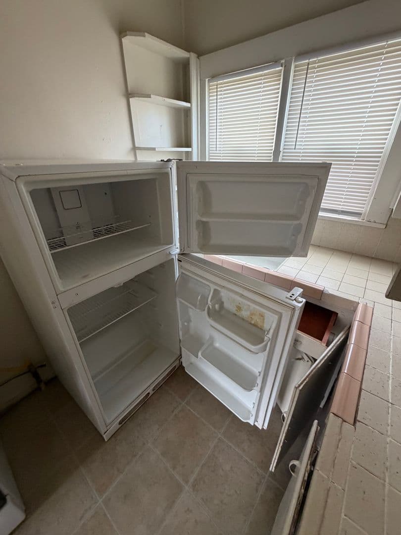 Merced Apartment: 243 W.18th St # 1-12