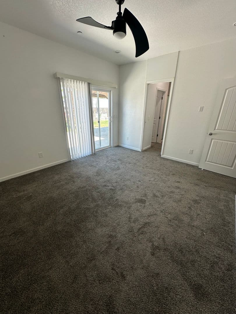 Merced House: 909 E Olive Ave.