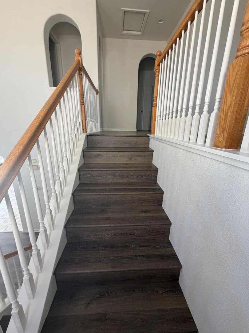 Merced House: 702 Chandon Drive