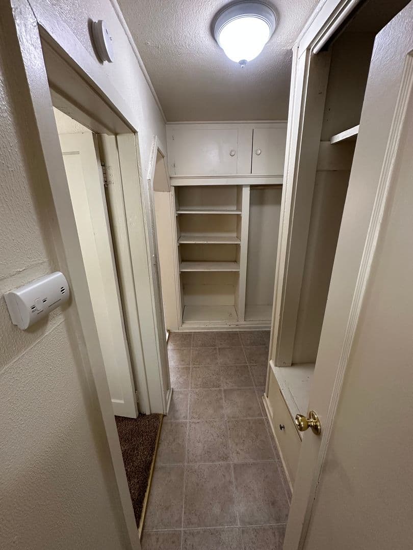 Merced Apartment: 243 W.18th St # 1-12