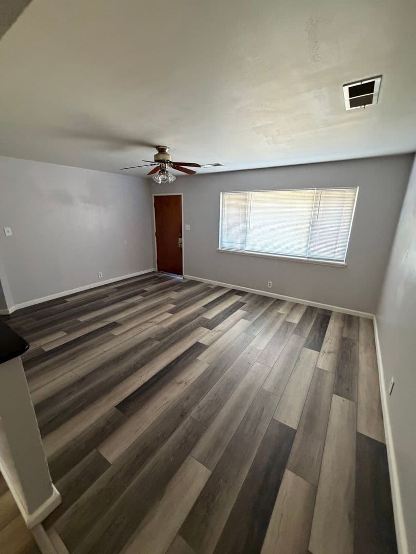 Merced House: 1044 W 24th St.