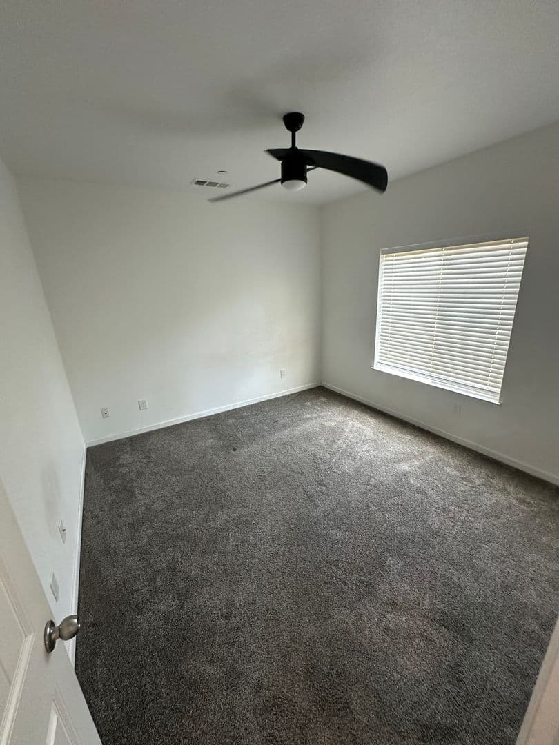 Merced House: 909 E Olive Ave.