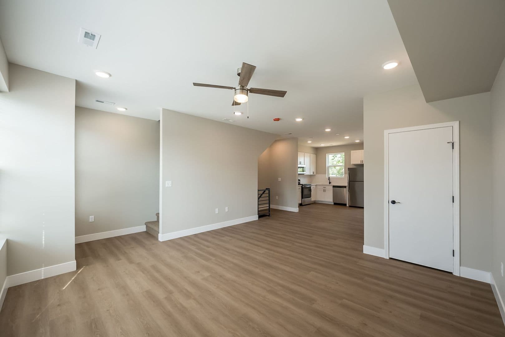 Saint Louis Townhome: 2154-2186 Forest Avenue