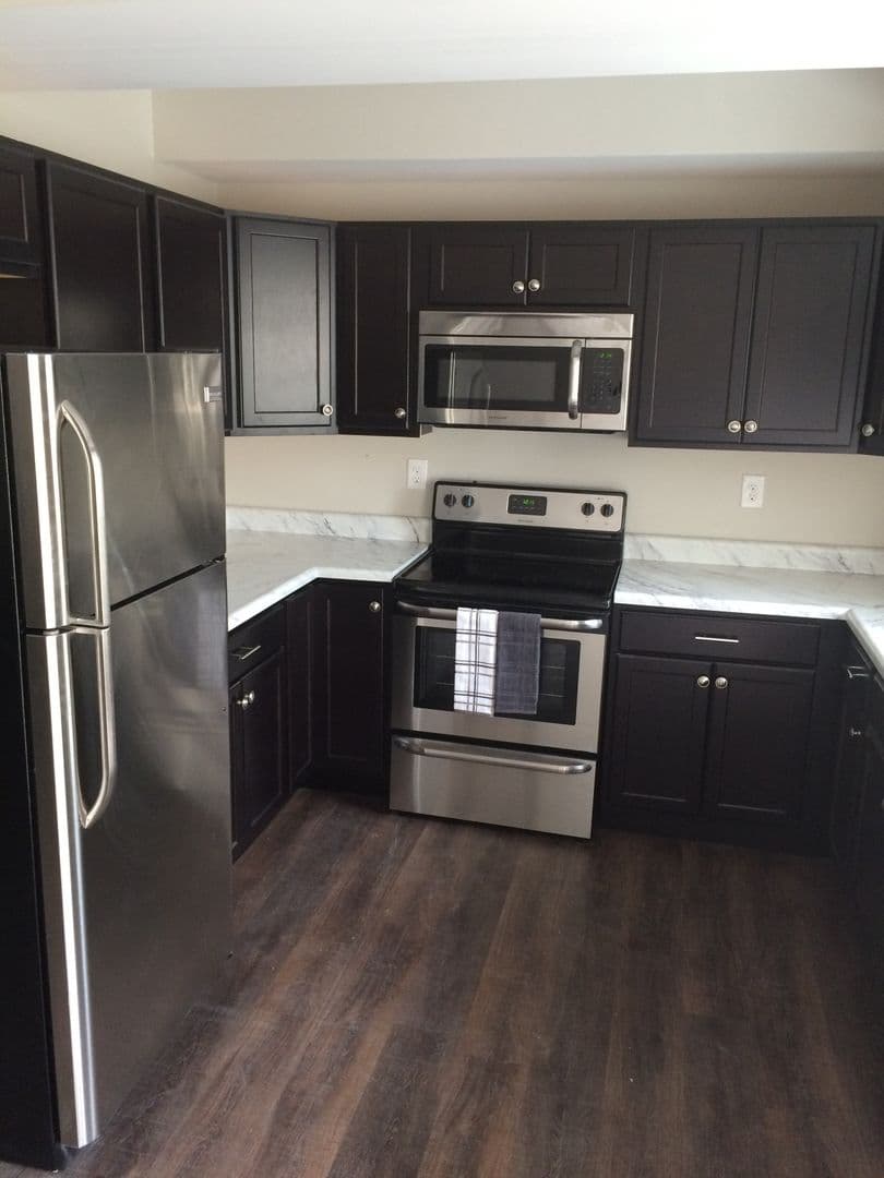 Saint Louis Townhome: 6635-6645 Clayton/6650-6668 Berthold Ave