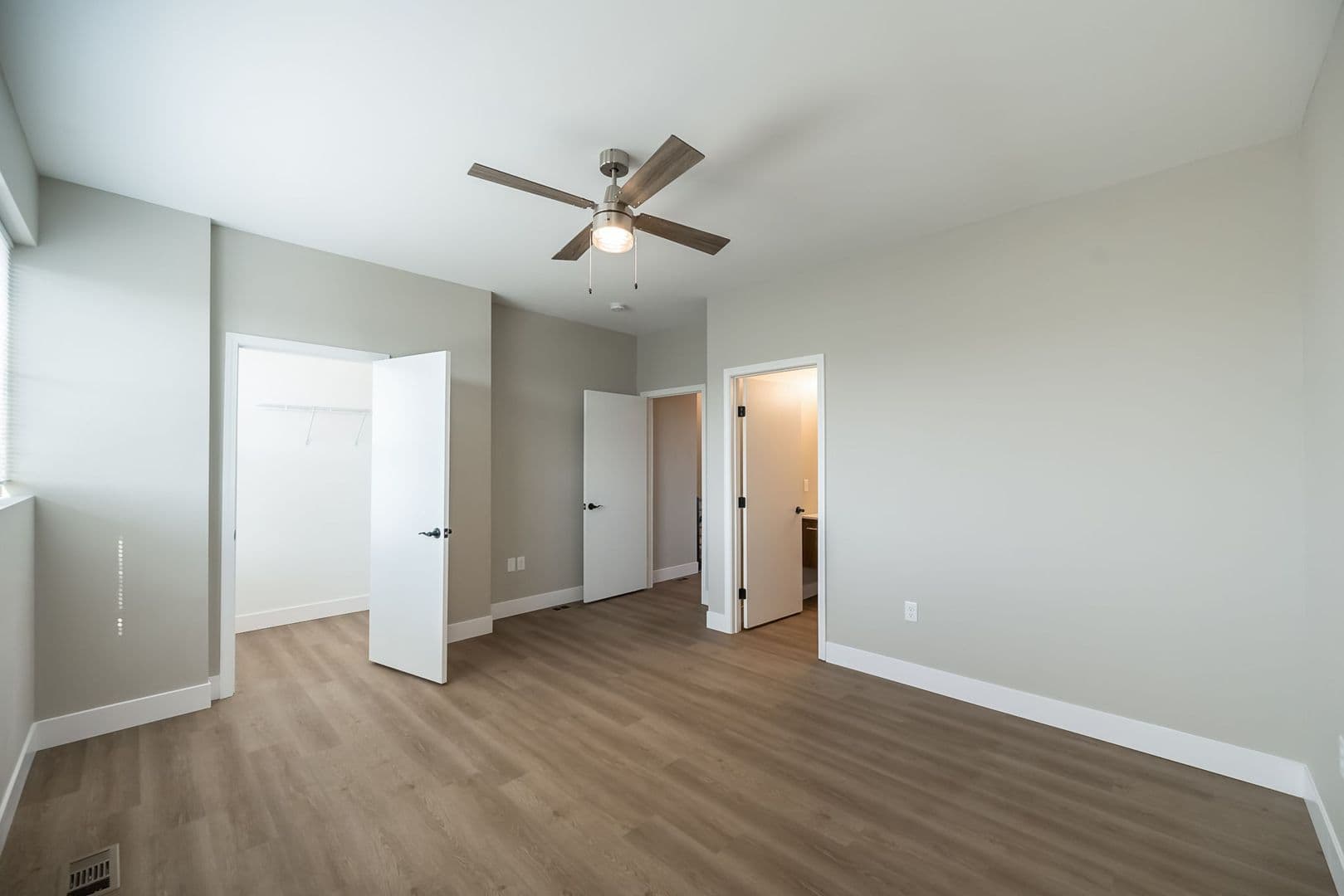 Saint Louis Townhome: 2154-2186 Forest Avenue