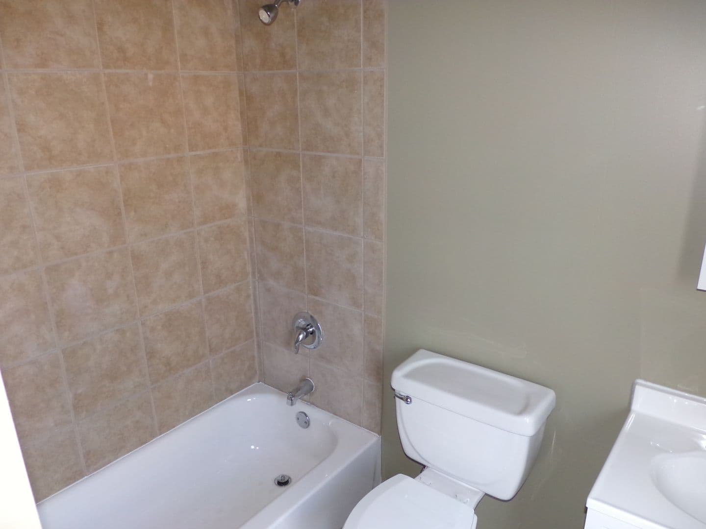 Saint Louis Townhome: 6635-6645 Clayton/6650-6668 Berthold Ave