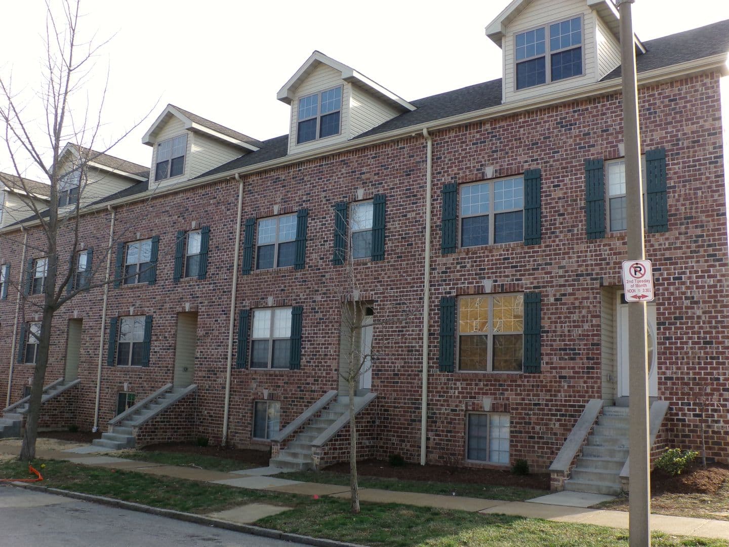 Saint Louis Townhome: 6635-6645 Clayton/6650-6668 Berthold Ave