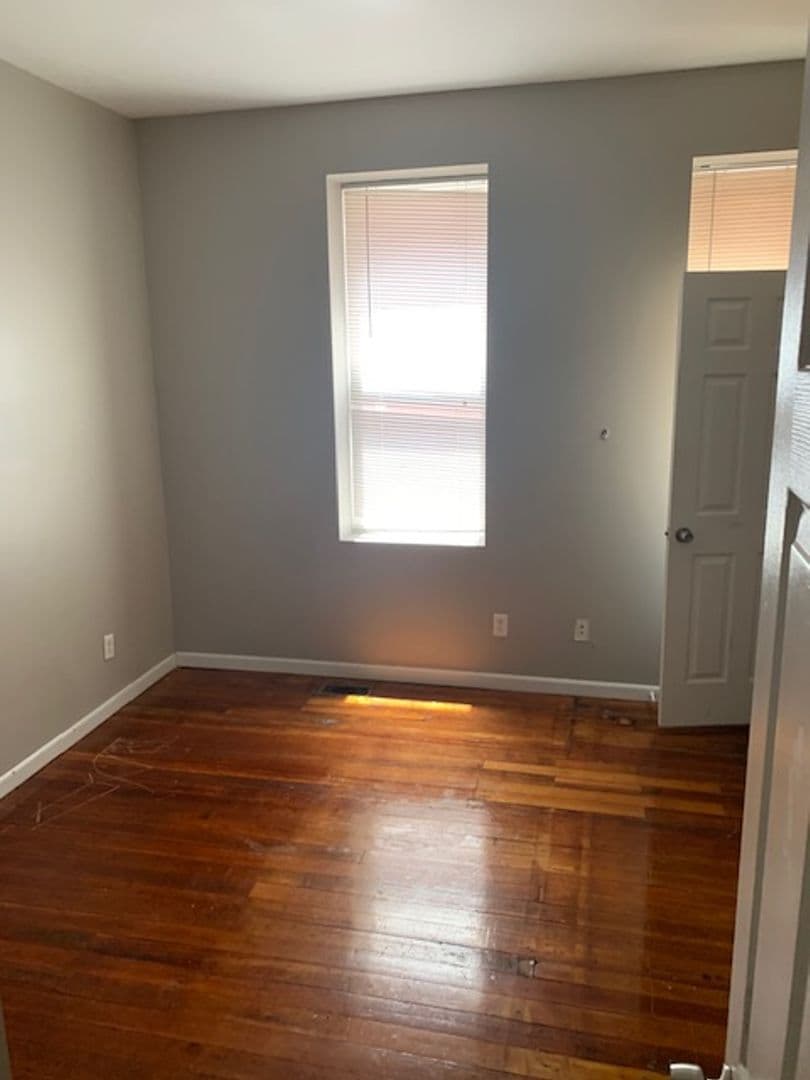 Saint Louis Apartment: 2235-37 Indiana