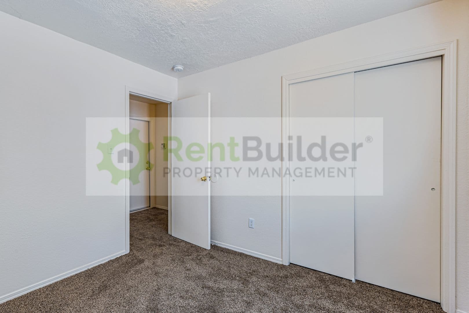 Albuquerque House: 10532 Ramah Dr. NW