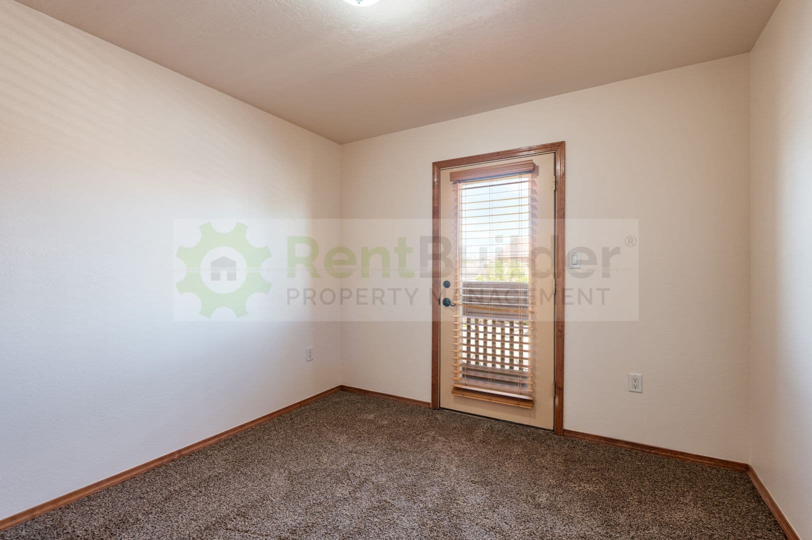 Albuquerque House: 9404 Endee Rd NW