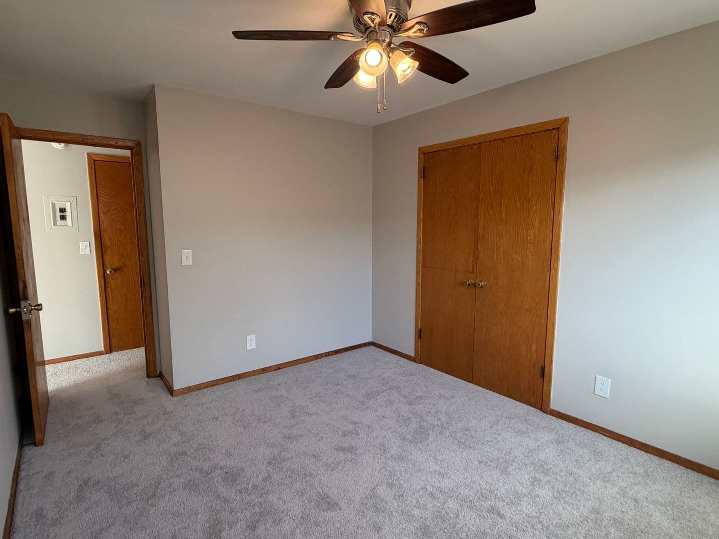 Minneapolis Apartment: 3251 14th Ave S