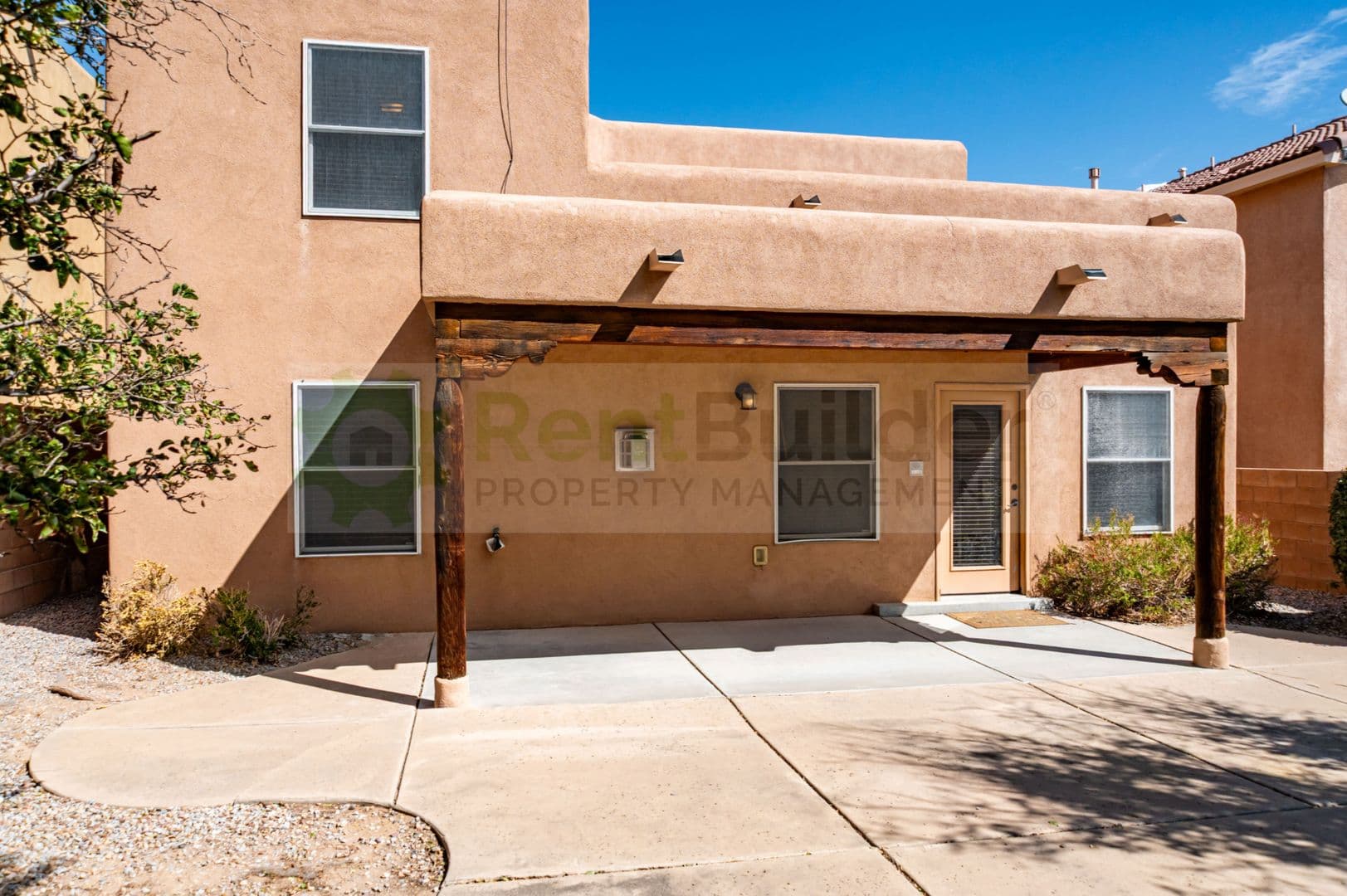 Albuquerque House: 9404 Endee Rd NW
