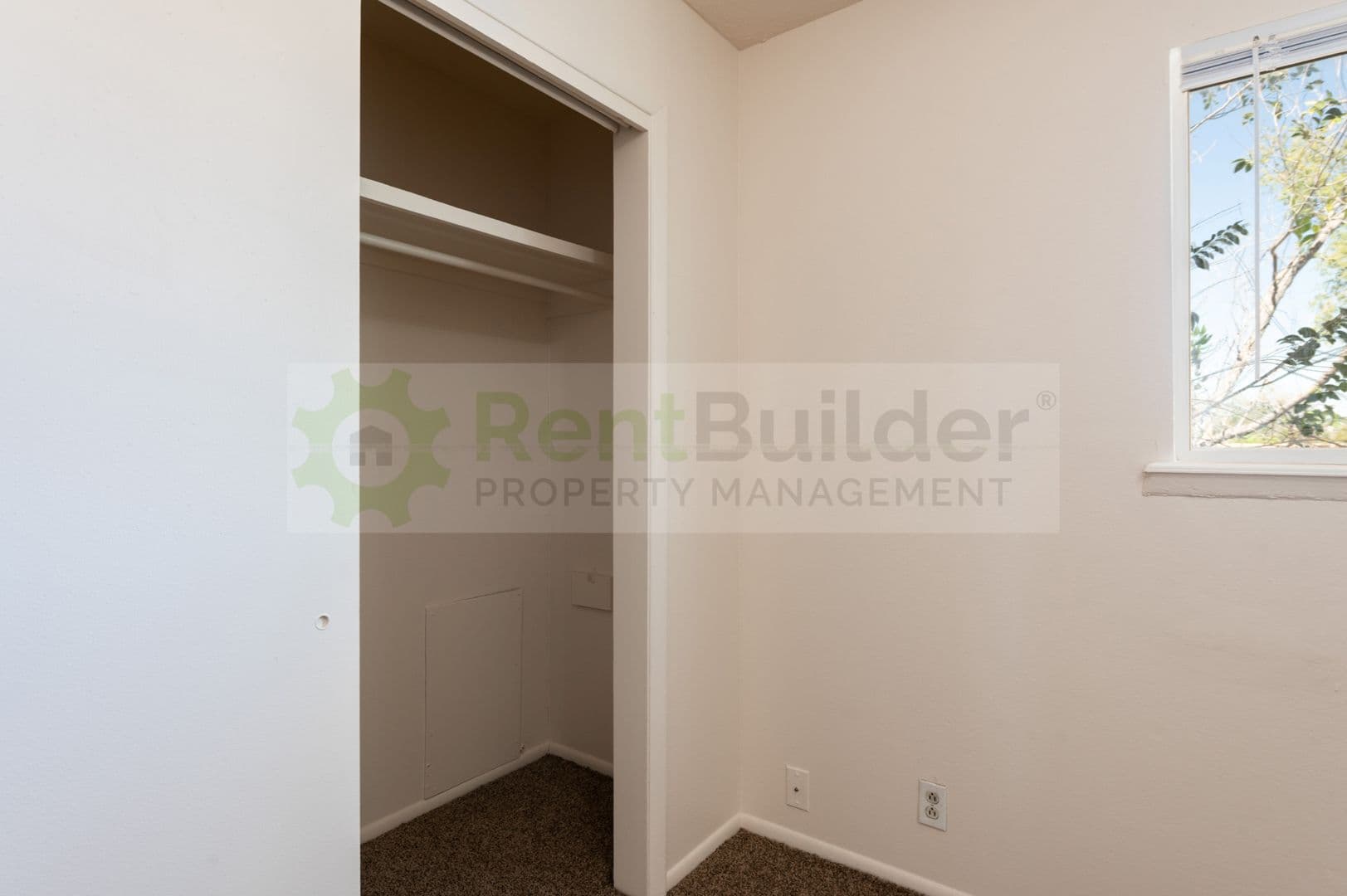 Albuquerque Apartment: 205 Vassar Drive SE - Apartment No. 5
