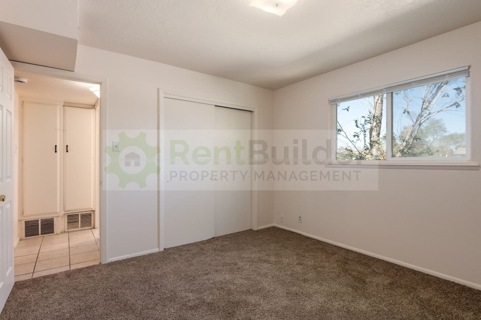 Albuquerque Apartment: 205 Vassar Drive SE - Apartment No. 5