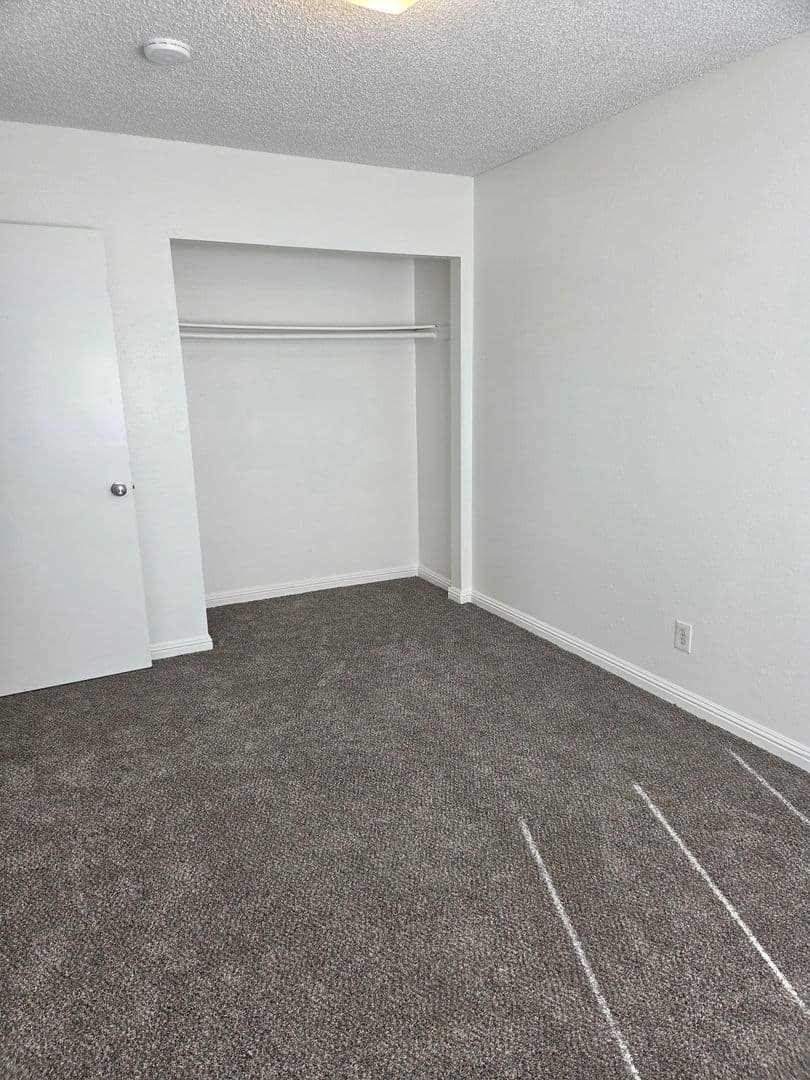 Las Vegas Apartment: 2341 Exeter Dr.