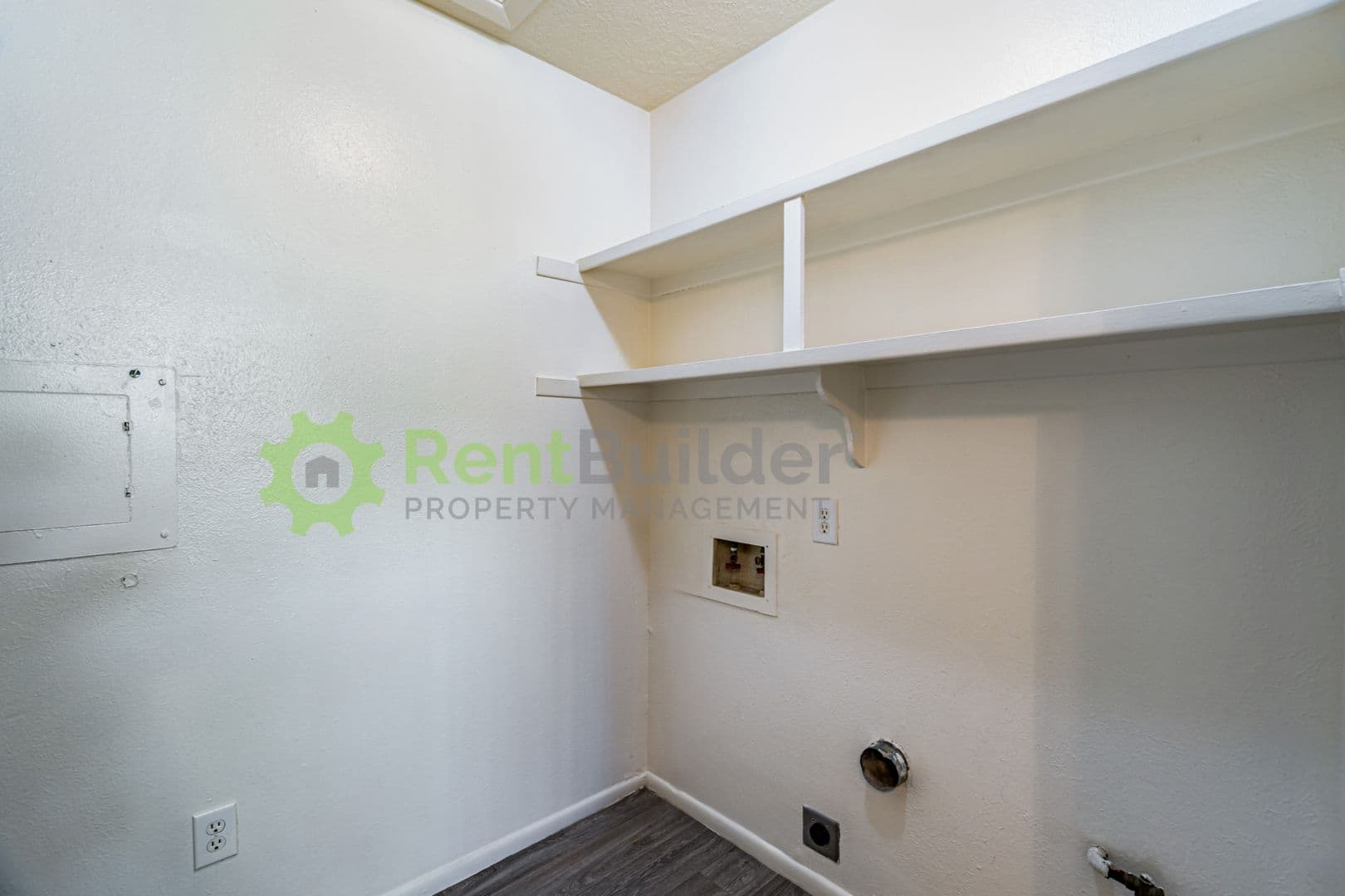 Albuquerque Apartment: 9716 Comanche Rd. NE Building 1