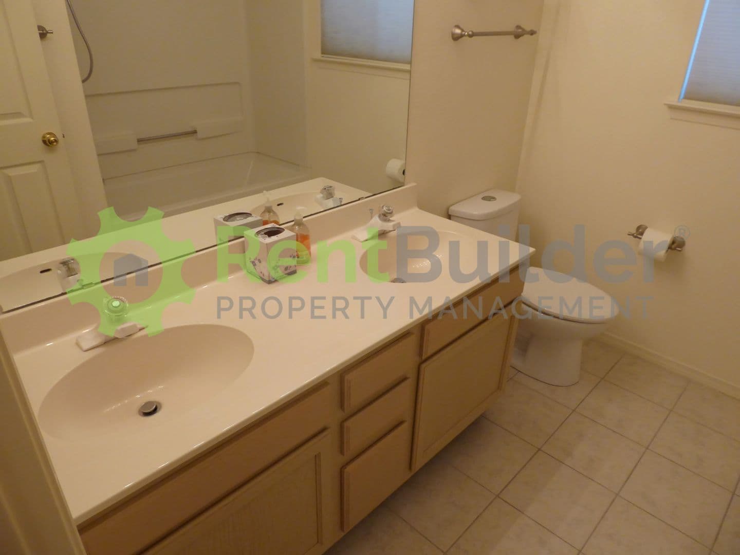 Albuquerque House: 8421 Julian Robles St. NE