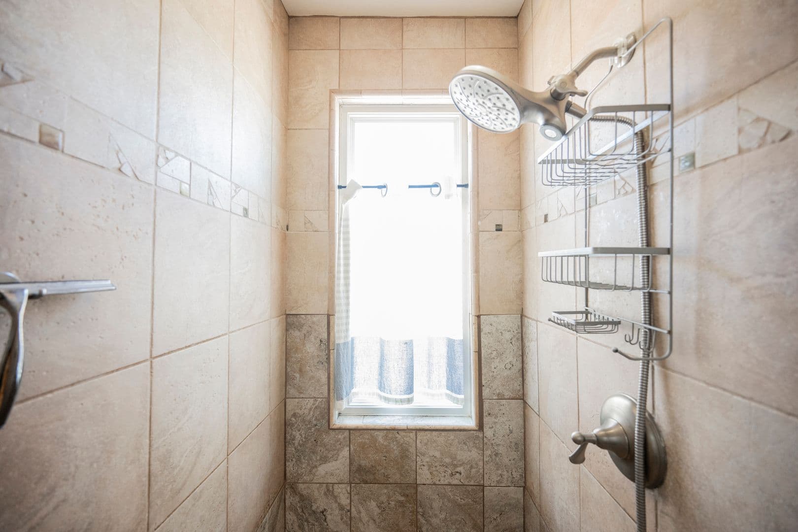 Henderson Townhome: 49 Strada Principale