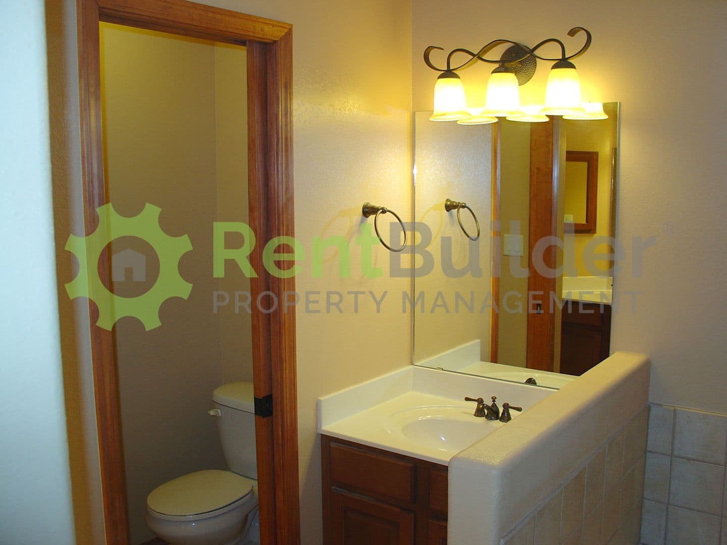 Albuquerque House: 9404 Endee Rd NW