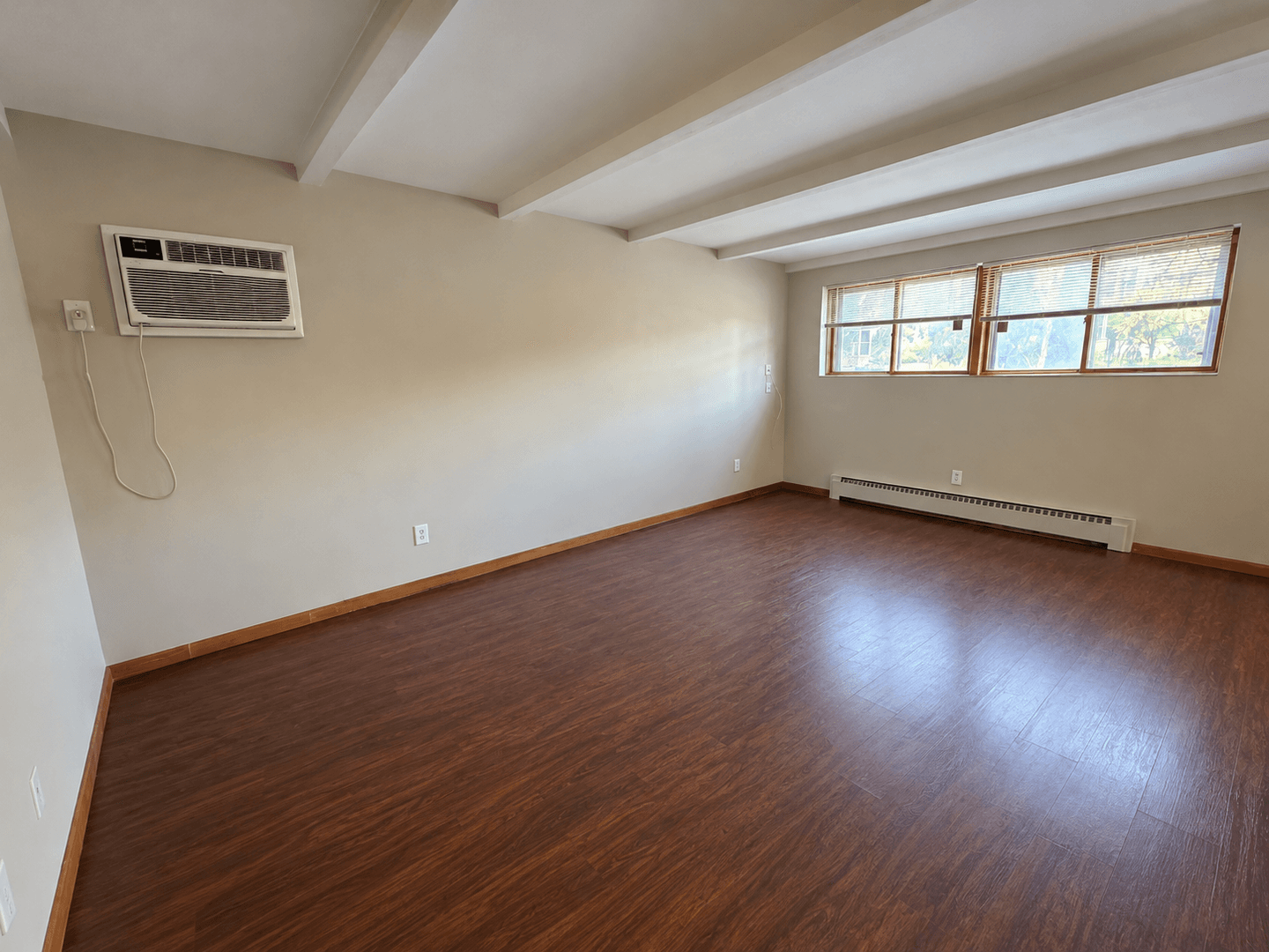 Minneapolis Apartment: 3350 42nd Ave So.