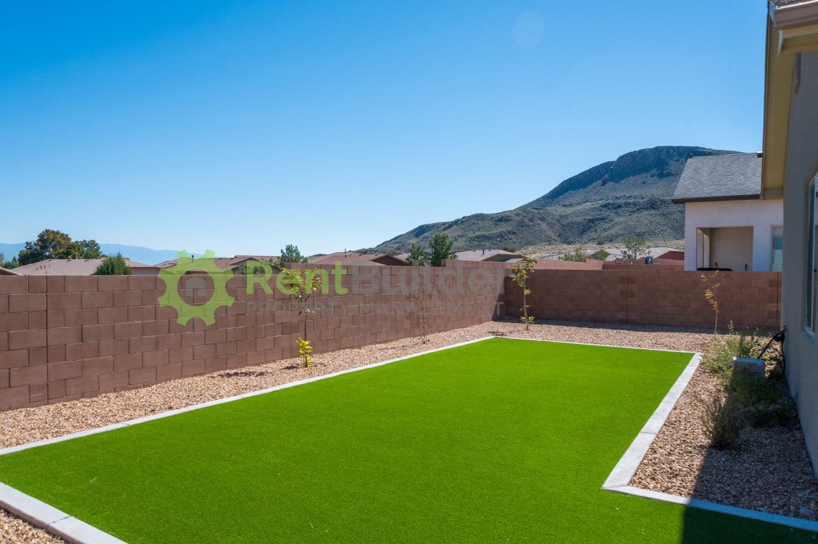 Los lunas House: 361 Liam Court SW