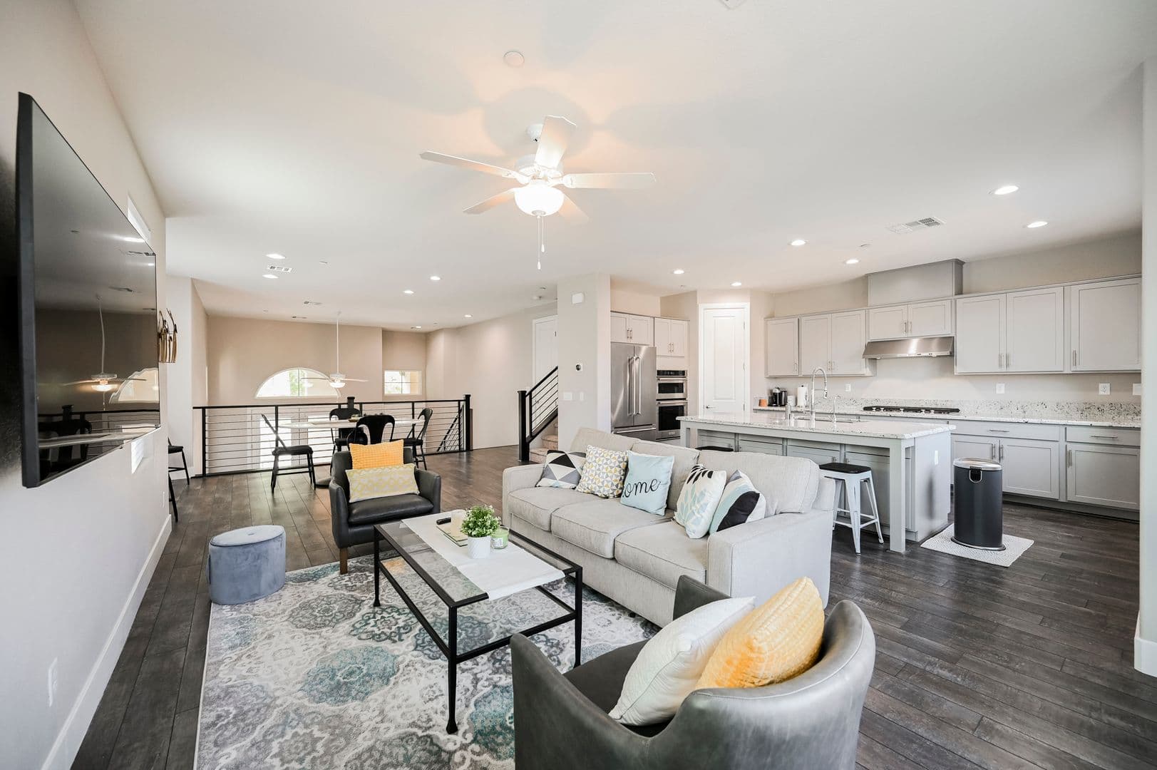 Henderson Townhome: 43 Via Di Vita