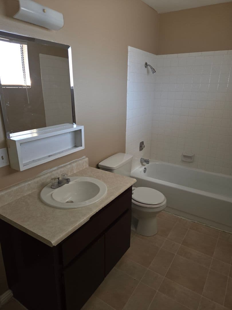 Las Vegas Apartment: 2341 Exeter Dr.