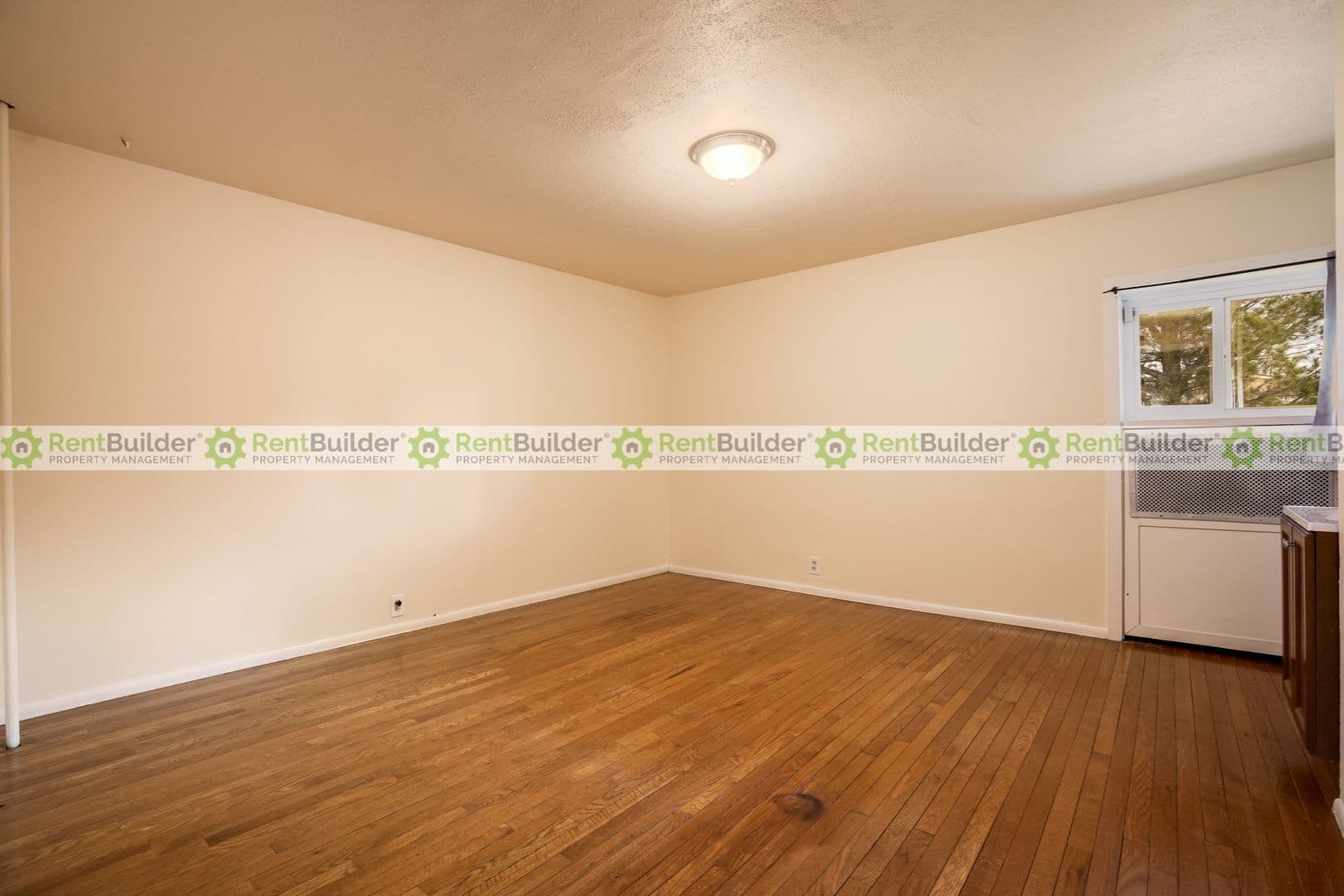 Albuquerque House: 1301 Alvarado Dr. NE